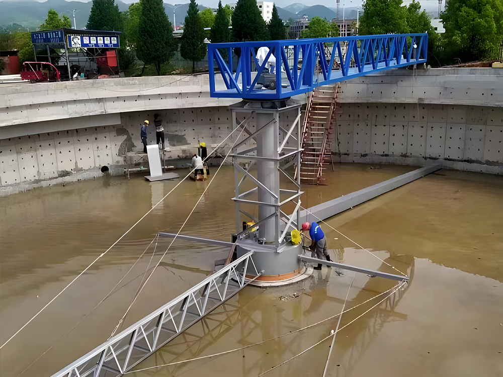 單管刮吸泥機